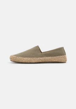 Pier One Espadrille - Brown -Modekleidung 06fd938004ce42018a882a137d91f8f3 1