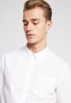 Pier One 2 PACK - Businesshemd - White/light Blue -Modekleidung 135b9e8907b64d9cb056bf3b8eb7a27d