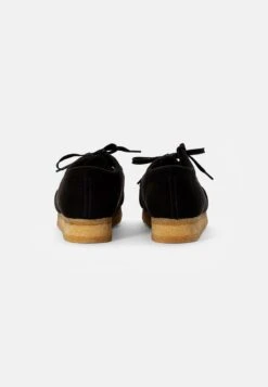 Clarks Originals WALLABEE - Sportlicher Schnürer - Black Vegan -Modekleidung 148c2ba20e134c08a532140600edeb8a