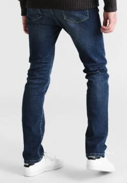 Pier One Jeans Straight Leg - Washed Dark Blue -Modekleidung 19f71c5aa23e4aee8fbafd64cafceb95