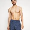 Pier One 5 PACK - Boxershorts - Dark Blue/blue 2 Pier One 5 PACK - Boxershorts - Dark Blue/blue -Modekleidung 390e01098d5542d284a513a45065c4cc