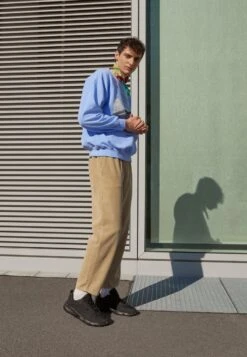 YOURTURN UNISEX - Sneaker Low - Black -Modekleidung 43dd2faee791492bb175bbee0872326d