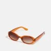 Pier One UNISEX - Sonnenbrille - Brown 1 Pier One UNISEX - Sonnenbrille - Brown -Modekleidung 49227635bdd543deadcaa9f1af20d7ba