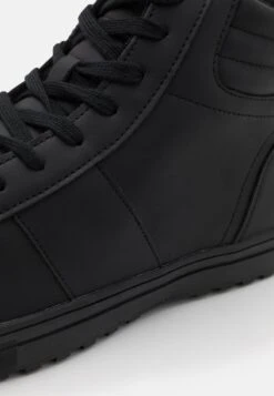 Pier One Sneaker High - Black 13 Pier One Sneaker High - Black -Modekleidung 4b78c9f9b870432a8e692c1b853c99c2