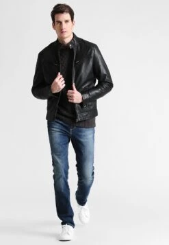 Pier One Jeans Straight Leg - Washed Dark Blue -Modekleidung 4c74582ef98a4988b5544b034db7d908