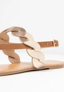 Zehentrenner - Cognac -Modekleidung 4fc78ff91dc14b97b8042a8e89859d23