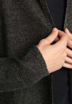 Pier One Strickjacke - Black/olive -Modekleidung 77cc56baa8d64ff08fd27eaa2cfca327