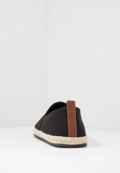 Pier One RENA ESPADRILLE UNISEX - Espadrille - Black 13 Pier One RENA ESPADRILLE UNISEX - Espadrille - Black -Modekleidung 7feacd16e0f641c0a3bc1ce06bef0121