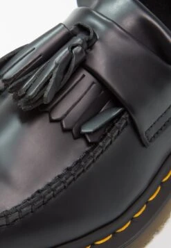 Dr. Martens ADRIAN - Slipper - Black 13 Dr. Martens ADRIAN - Slipper - Black -Modekleidung 80e06ecf3b89496bb3851fe1ce01670d