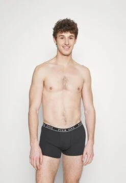 Pier One 5 PACK - Panties - Beige/light Green/black 11 Pier One 5 PACK - Panties - Beige/light Green/black -Modekleidung 8c8933e4745b4e95bb2e960052c2de25