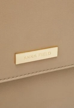 Anna Field Notebooktasche - Tan -Modekleidung a565054d8e2d4f83b963eb734abf3e06
