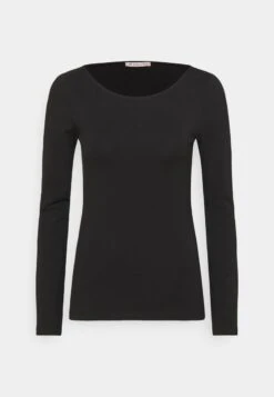 Modekleidung -Modekleidung b452597c43ad429dac34d2493180900d