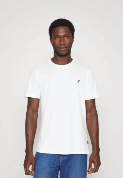 Pier One 5 PACK - T-Shirt Basic - White/blue/stone 9 Pier One 5 PACK - T-Shirt Basic - White/blue/stone -Modekleidung bb97808f877c4c7889d32b7cfca4ec18