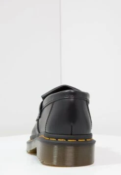 Dr. Martens ADRIAN - Slipper - Black 11 Dr. Martens ADRIAN - Slipper - Black -Modekleidung c6201d3e334a45fcaefc08d3161f5439