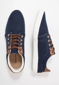 Pier One UNISEX - Sneaker Low - Dark Blue -Modekleidung cb0267bca5cc4d00a6afd8fcf8dc3fe2