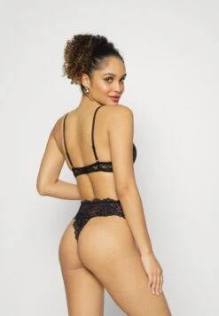 Anna Field 5PP HIGH RISE LACE THONG - String - Black -Modekleidung cc6ce3dcb90042069d6fa0a1614ccbd7