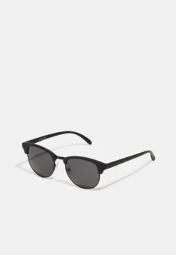 Pier One UNISEX - Sonnenbrille - Black/green 13 Pier One UNISEX - Sonnenbrille - Black/green -Modekleidung d41e2edf45ee4a51aed6652bede5d74a
