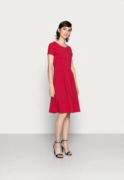 Anna Field Jerseykleid - Red 13 Anna Field Jerseykleid - Red -Modekleidung dd3543f3060242bb9973932ad739dd89 1