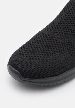 Pier One Slipper - Black 13 Pier One Slipper - Black -Modekleidung e2c682b9701f4c84a77f1a95a1f5aad5
