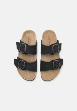 Pier One LEATHER - Pantolette Flach - Black -Modekleidung f762b063845c4843883c27c4f0d2172d