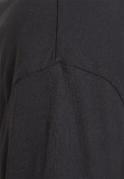 Pier One 7 PACK - T-Shirt Basic - Mottled Dark Grey/white/black 13 Pier One 7 PACK - T-Shirt Basic - Mottled Dark Grey/white/black -Modekleidung fd1cd7e7ba7a46f7840e19fb02f4977d